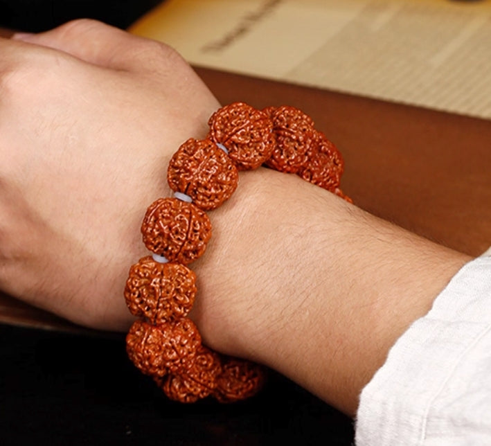 Five-Petal Large Rudraksha Bracelet – Natural Seeds, For Good Fortune & Vitality