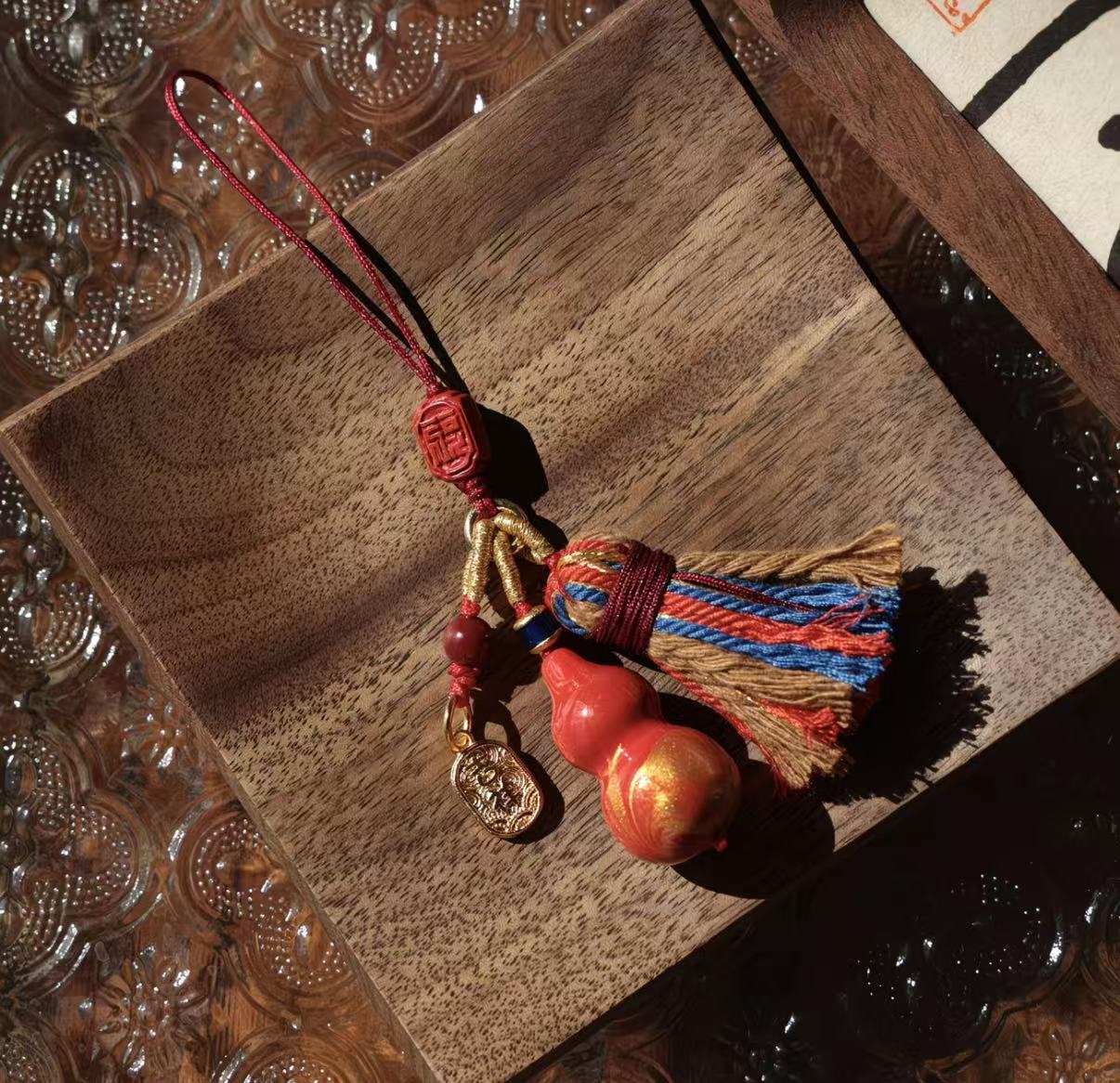 Lacquered Gourd Woven Charm — Traditional Natural Lacquer