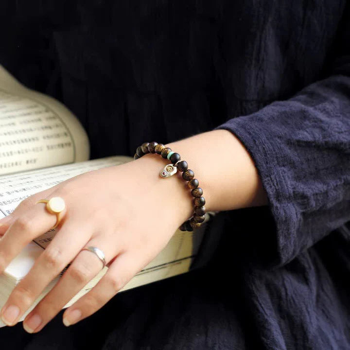 Healing Harmony Bracelet – Agarwood for Focus, Turquoise for Clarity
