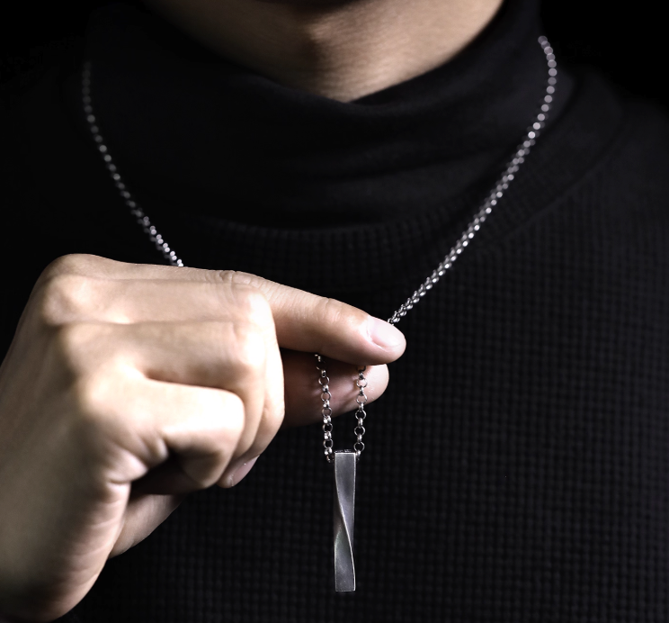 Fortune-Turning 925 Silver Pendant Necklace – Free Engraving, A Talisman of Peace