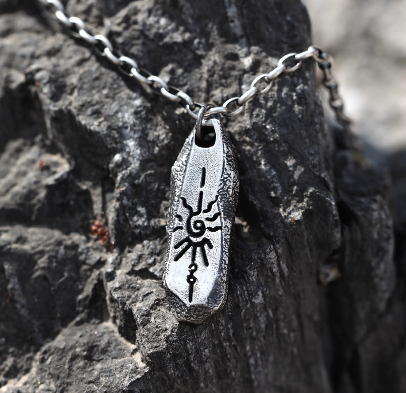 Rock-Carved Sun 999 Fine Silver Pendant – Free Engraving, A Talisman of Peace