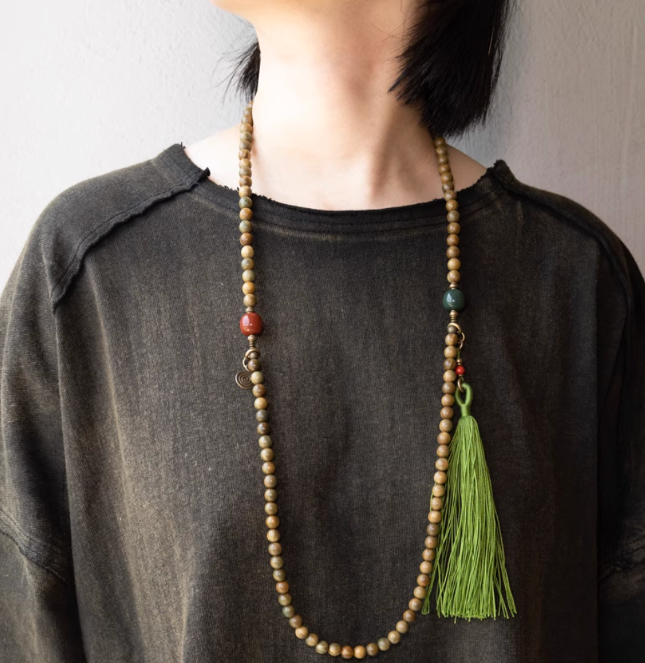 108 Green Sandalwood & Alashan Agate Mala