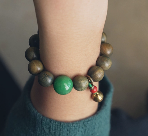 Green Sandalwood & Verdant Jade Bell Bracelet