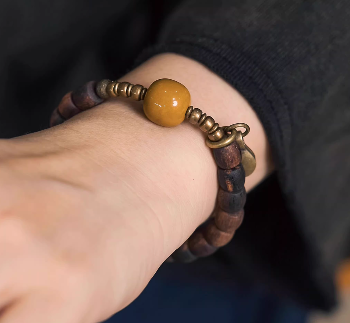 Lignum Rhodium Wood & Honey Alashan Agate Bracelet