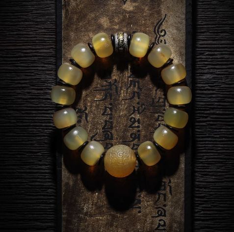 Handmade Tibetan Goat Horn Bracelet – Spiritual Strength