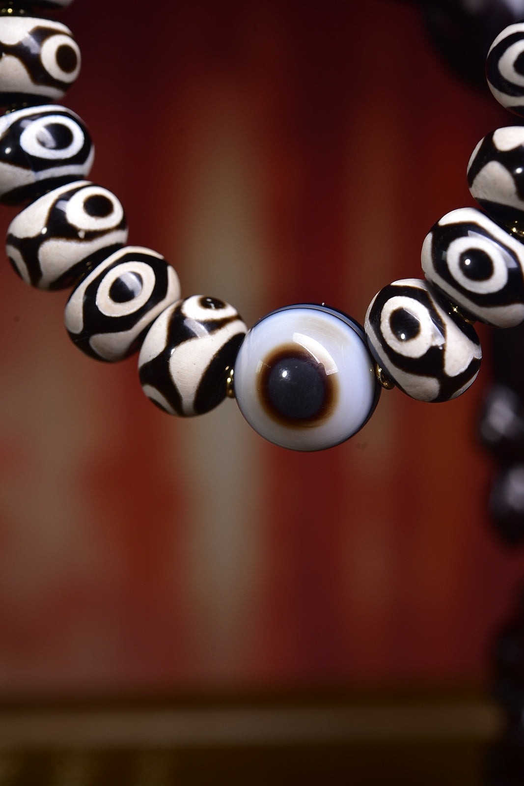 Tibetan 3 Eyes Dzi Bracelet  Protective Amulet Best Gift Attract Positive Energy and Good Luck